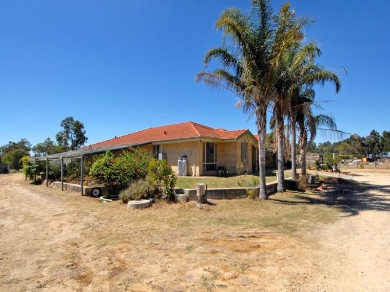 122 Victoria Road, Wattle Grove WA 6107