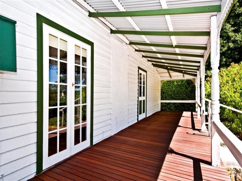 23 Lyndhurst Road, Kalamunda WA 6076