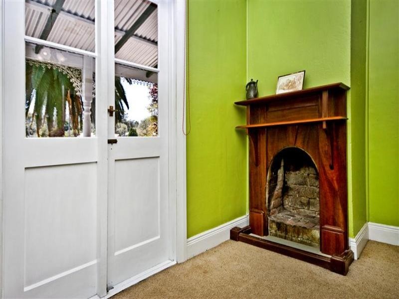 23 Lyndhurst Road, Kalamunda WA 6076