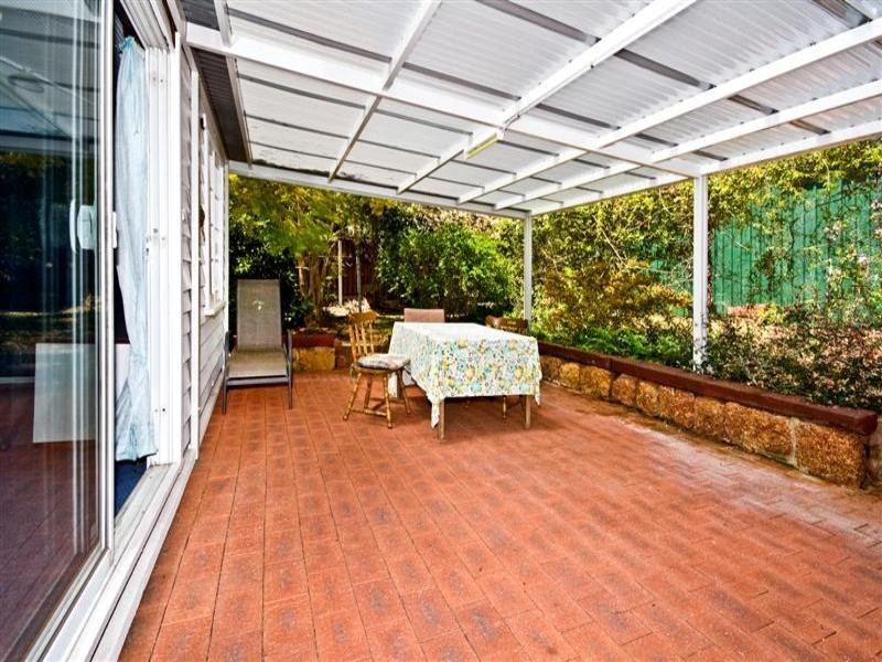 23 Lyndhurst Road, Kalamunda WA 6076