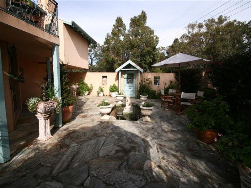 34 Graham Road, Gooseberry Hill WA 6076