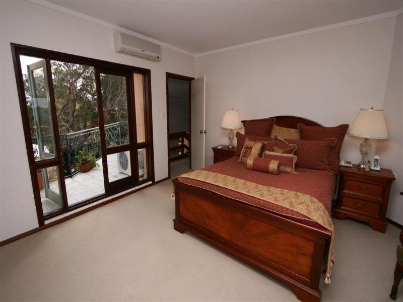 34 Graham Road, Gooseberry Hill WA 6076