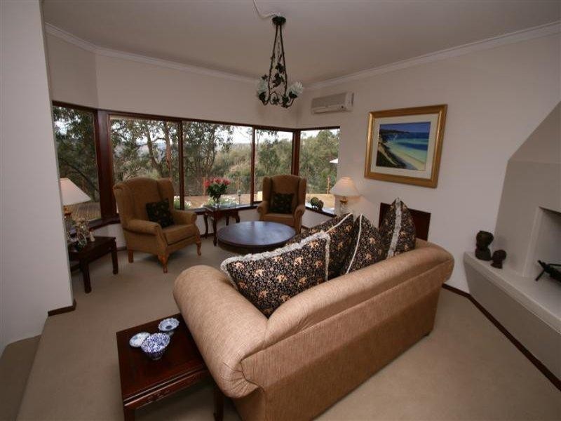 34 Graham Road, Gooseberry Hill WA 6076