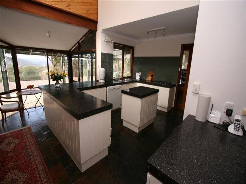 34 Graham Road, Gooseberry Hill WA 6076