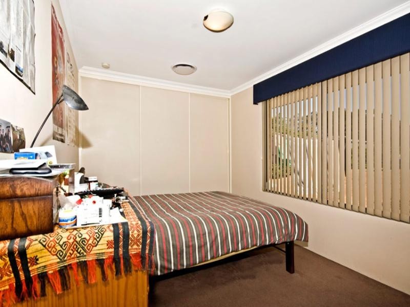 B/8 urch Road, Kalamunda WA 6076