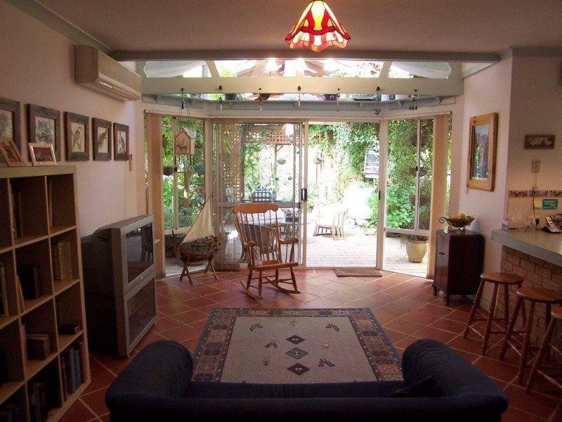 47 Mundaring Weir Road, Kalamunda WA 6076