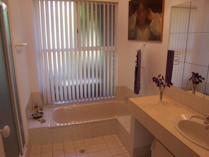 47 Mundaring Weir Road, Kalamunda WA 6076