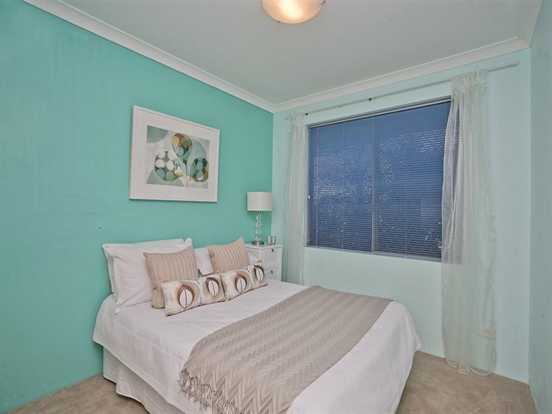 7 Burns Road, Kalamunda WA 6076