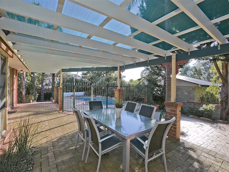 7 Burns Road, Kalamunda WA 6076