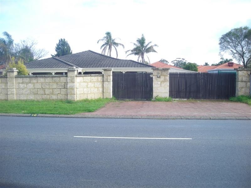 16 Wittenoom Road, High Wycombe WA 6057