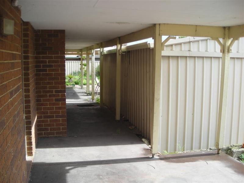 16 Wittenoom Road, High Wycombe WA 6057