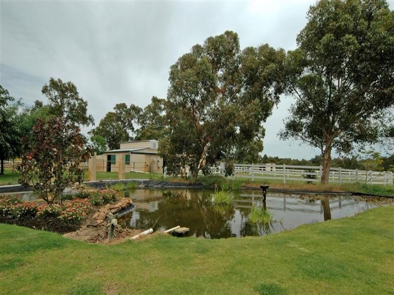 15 Staniland Street, Orange Grove WA 6109
