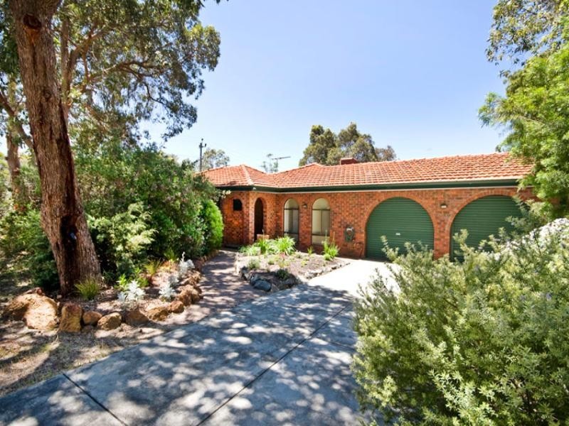 17 Kadina Road, Gooseberry Hill WA 6076