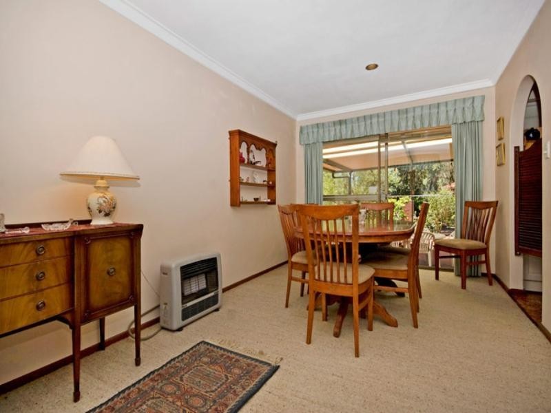 17 Kadina Road, Gooseberry Hill WA 6076