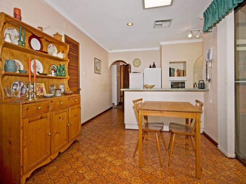 17 Kadina Road, Gooseberry Hill WA 6076