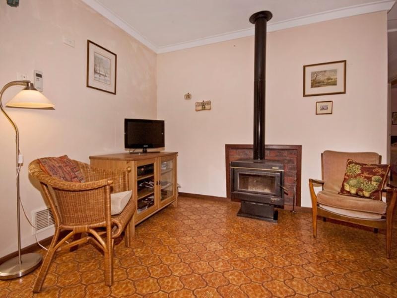 17 Kadina Road, Gooseberry Hill WA 6076