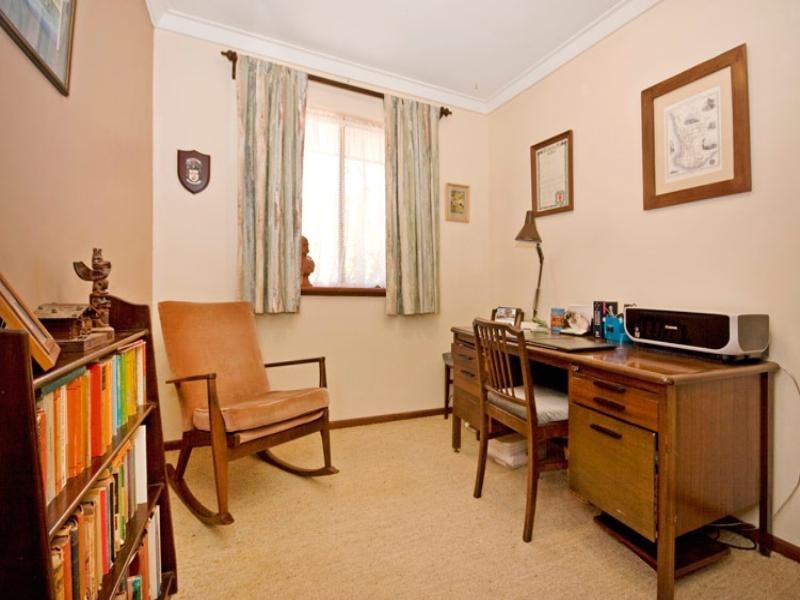 17 Kadina Road, Gooseberry Hill WA 6076