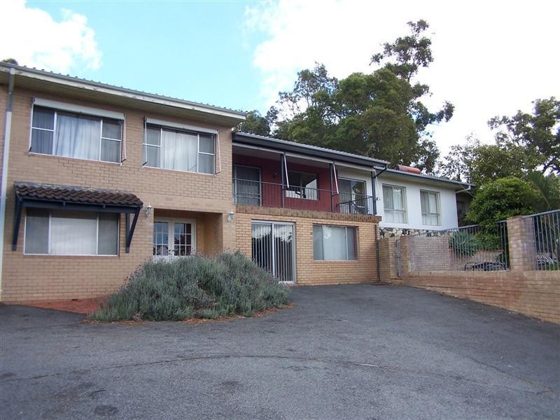 78 Basildon Road, Lesmurdie WA 6076