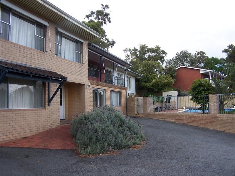 78 Basildon Road, Lesmurdie WA 6076