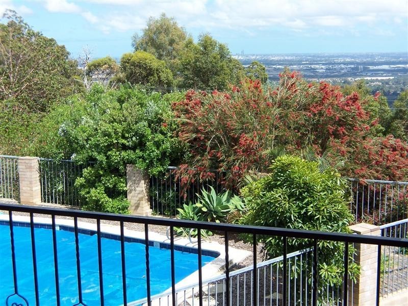 78 Basildon Road, Lesmurdie WA 6076