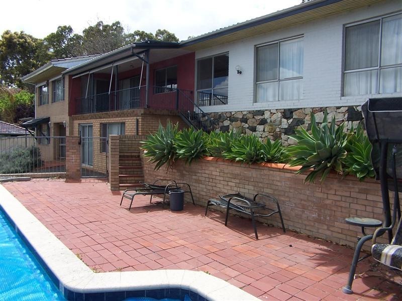 78 Basildon Road, Lesmurdie WA 6076