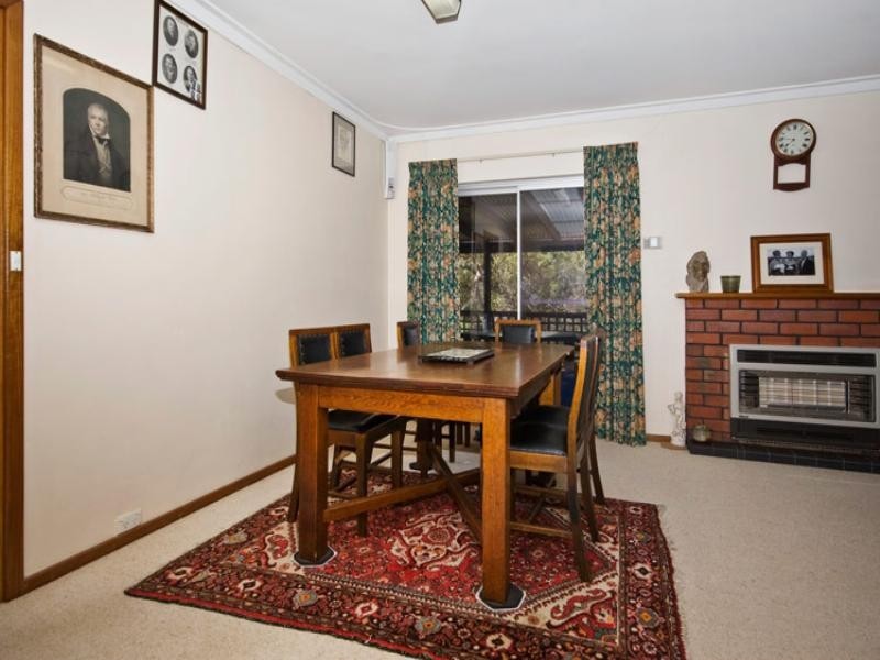 12 Schmitt Road, Kalamunda WA 6076