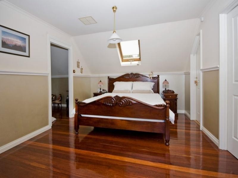 Gooseberry Hill WA 6076