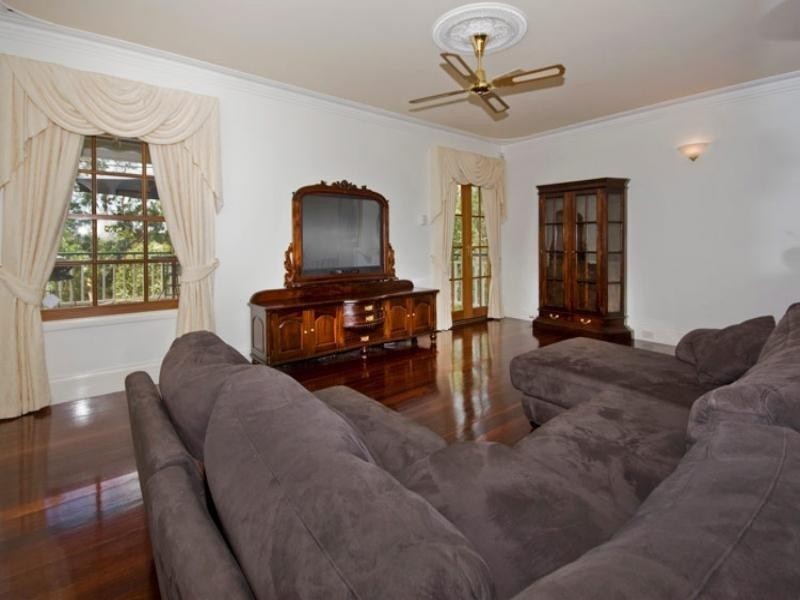 Gooseberry Hill WA 6076