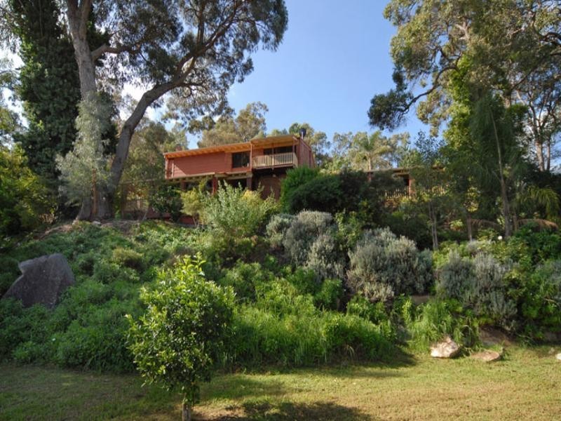 50 Zamia Road, Gooseberry Hill WA 6076