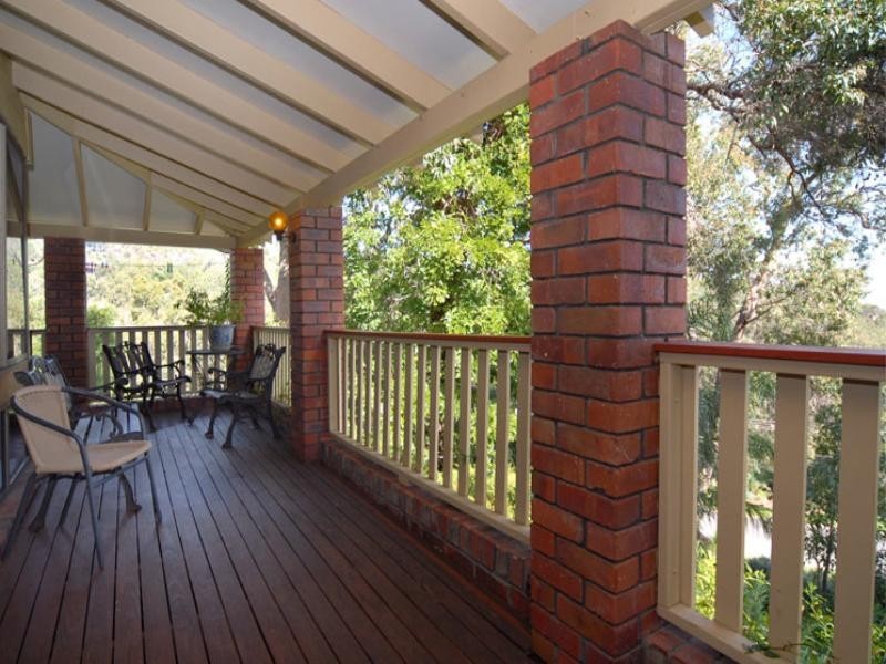 50 Zamia Road, Gooseberry Hill WA 6076