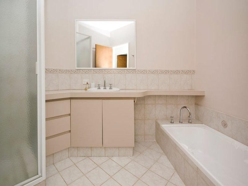 50 Dodd Road, Bickley WA 6076