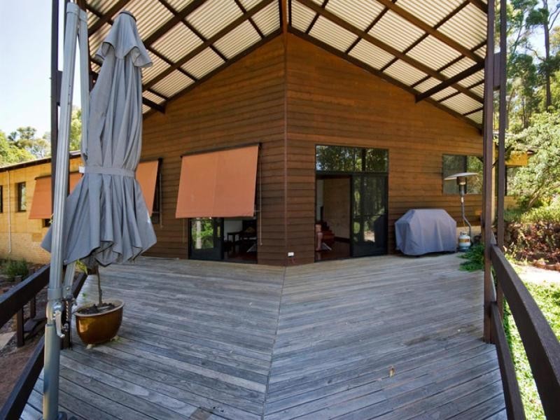 50 Dodd Road, Bickley WA 6076