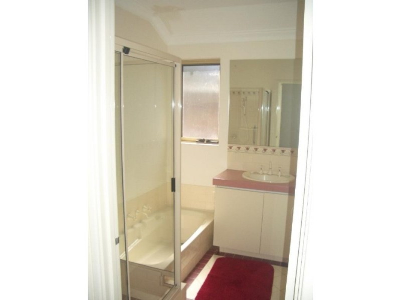 10/27 Central Road, Kalamunda WA 6076