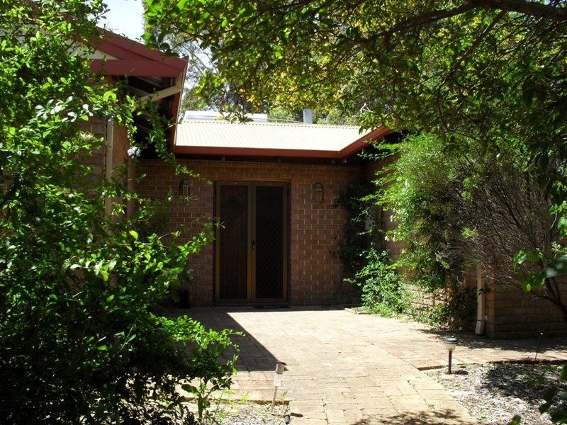 12 Winsor Road, Kalamunda WA 6076