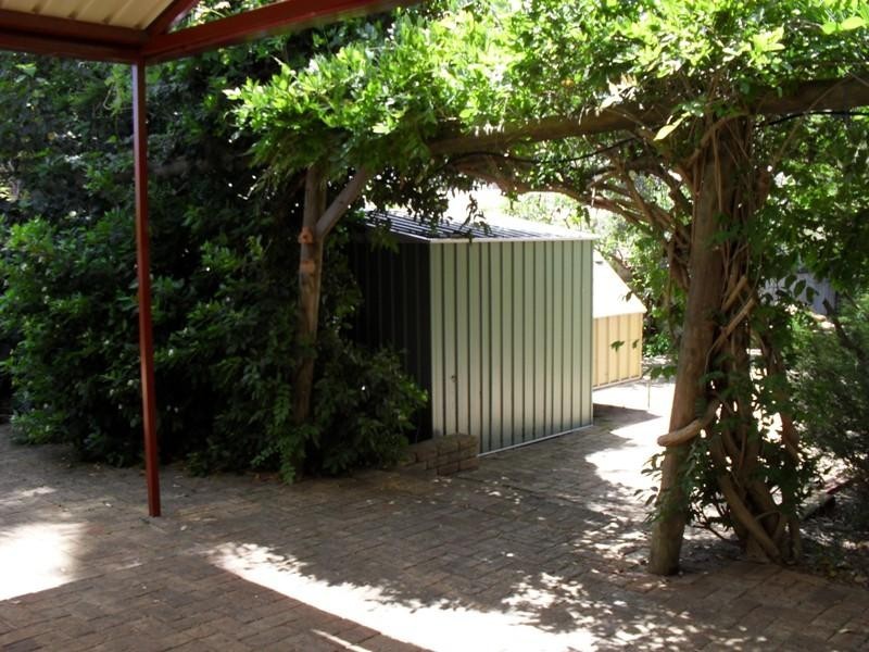 12 Winsor Road, Kalamunda WA 6076