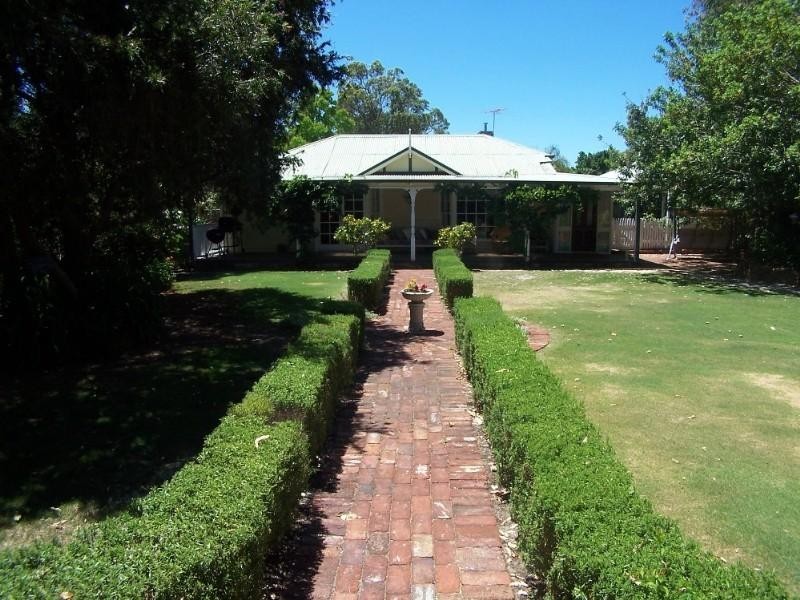 6 Parke Road, Gooseberry Hill WA 6076