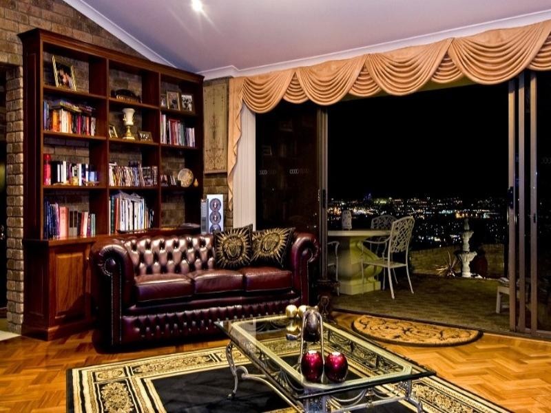 50 Nelson Crescent, Lesmurdie WA 6076