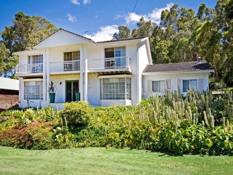 31 Marri Crescent, Lesmurdie WA 6076