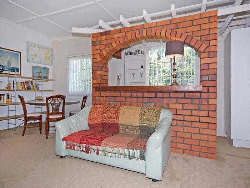 31 Marri Crescent, Lesmurdie WA 6076