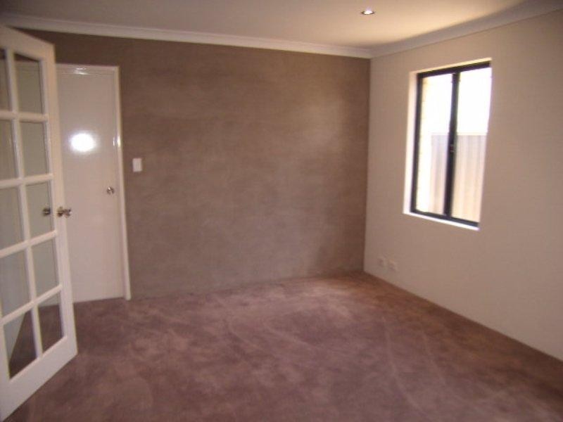 6 Witney Court, High Wycombe WA 6057