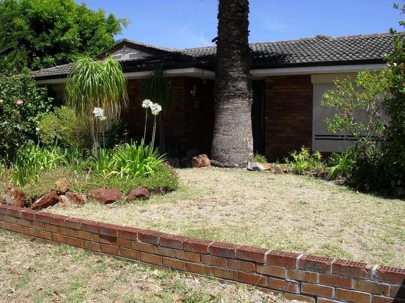 6 Haffner Court, Maddington WA 6109