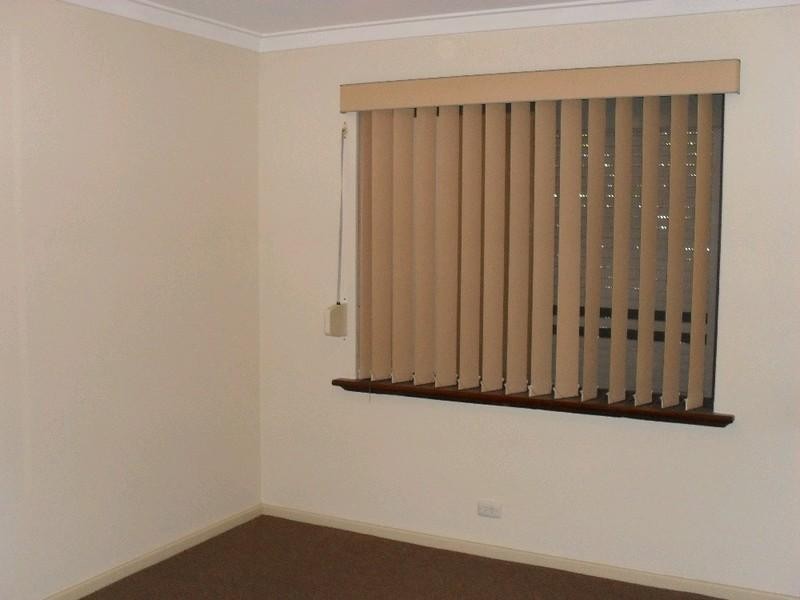 6 Haffner Court, Maddington WA 6109