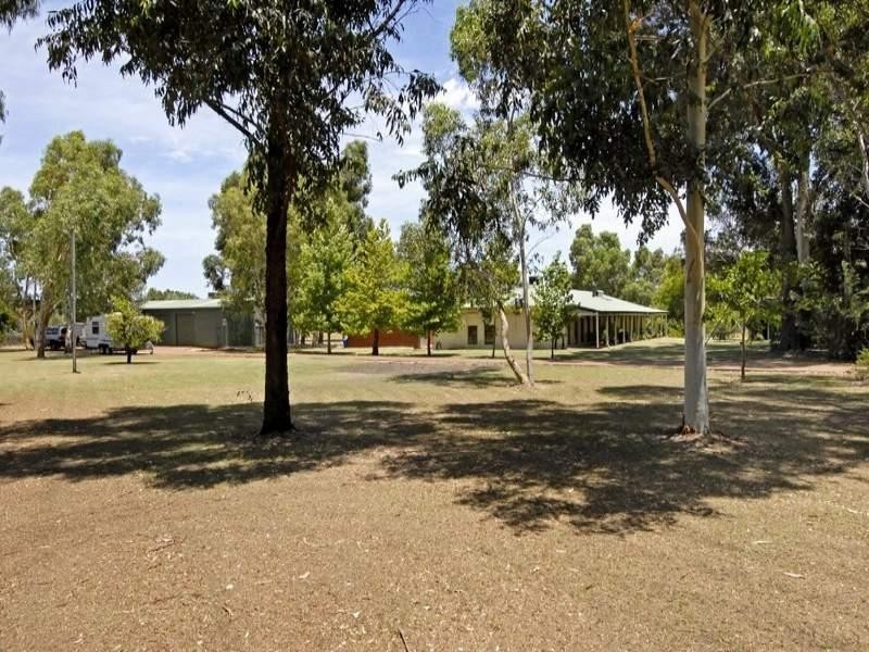 80 Crystal Brook Road, Wattle Grove WA 6107