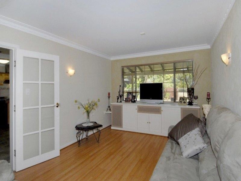 80 Crystal Brook Road, Wattle Grove WA 6107