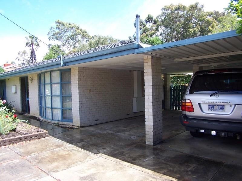 10 Wyee Place, Gooseberry Hill WA 6076