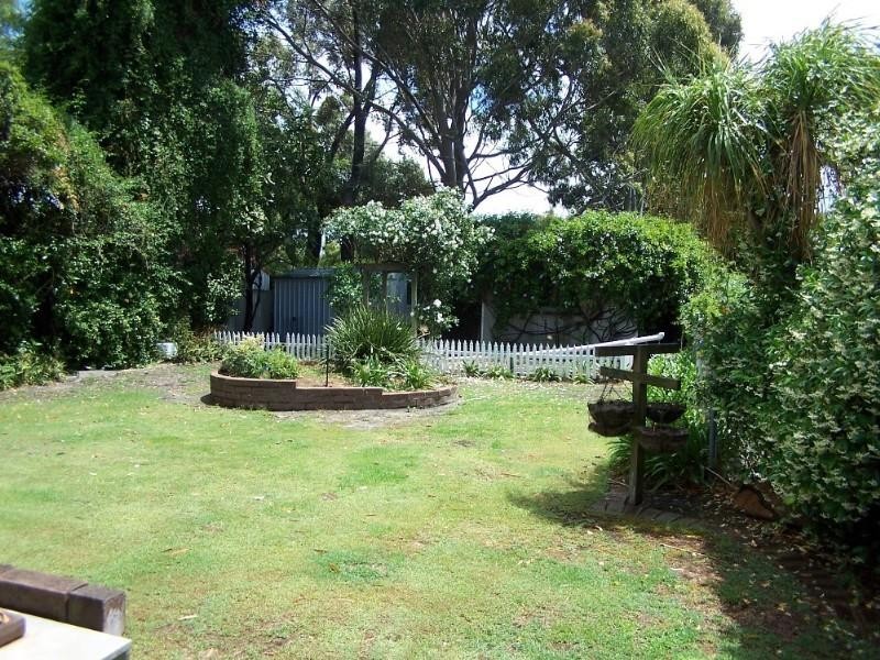 10 Wyee Place, Gooseberry Hill WA 6076