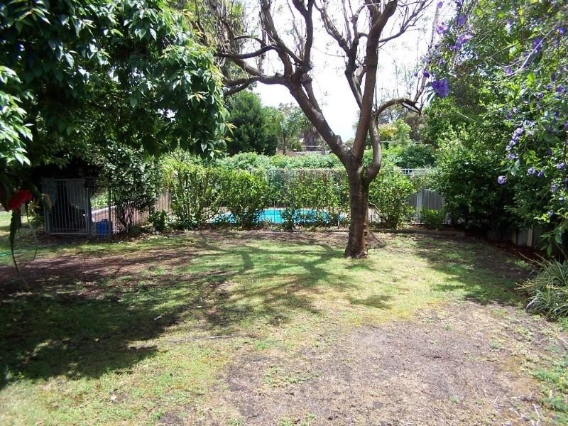 10 Wyee Place, Gooseberry Hill WA 6076