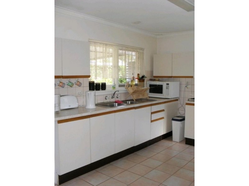 30 Parke Road, Gooseberry Hill WA 6076