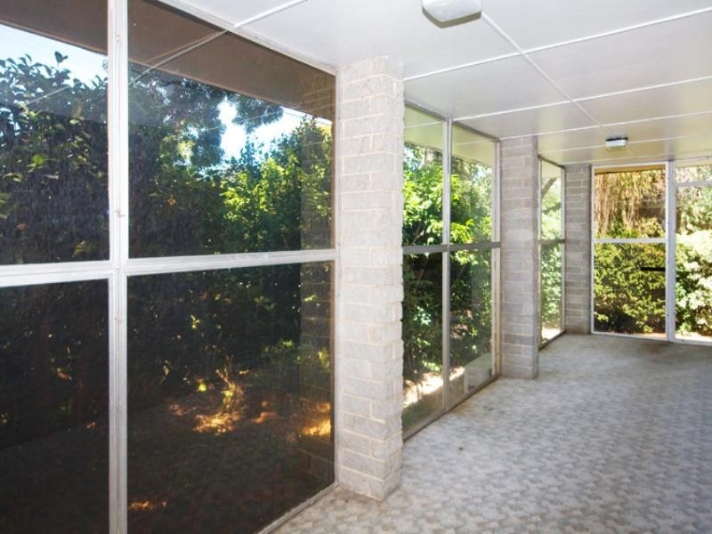 5 Broula Road, Kalamunda WA 6076