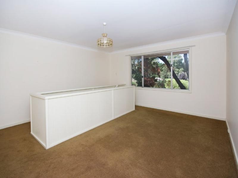 5 Broula Road, Kalamunda WA 6076